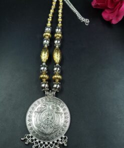 Traditional Two Tone Chain Necklace with Elegant Pearl Work for Ethnic Wear