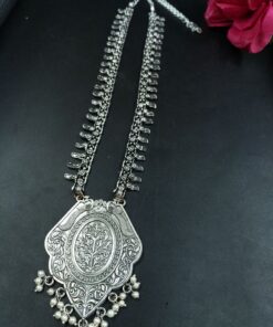 Floral Art Silver Plated Oxidized Chain Necklace with Elegant Pearl Work Jewelry