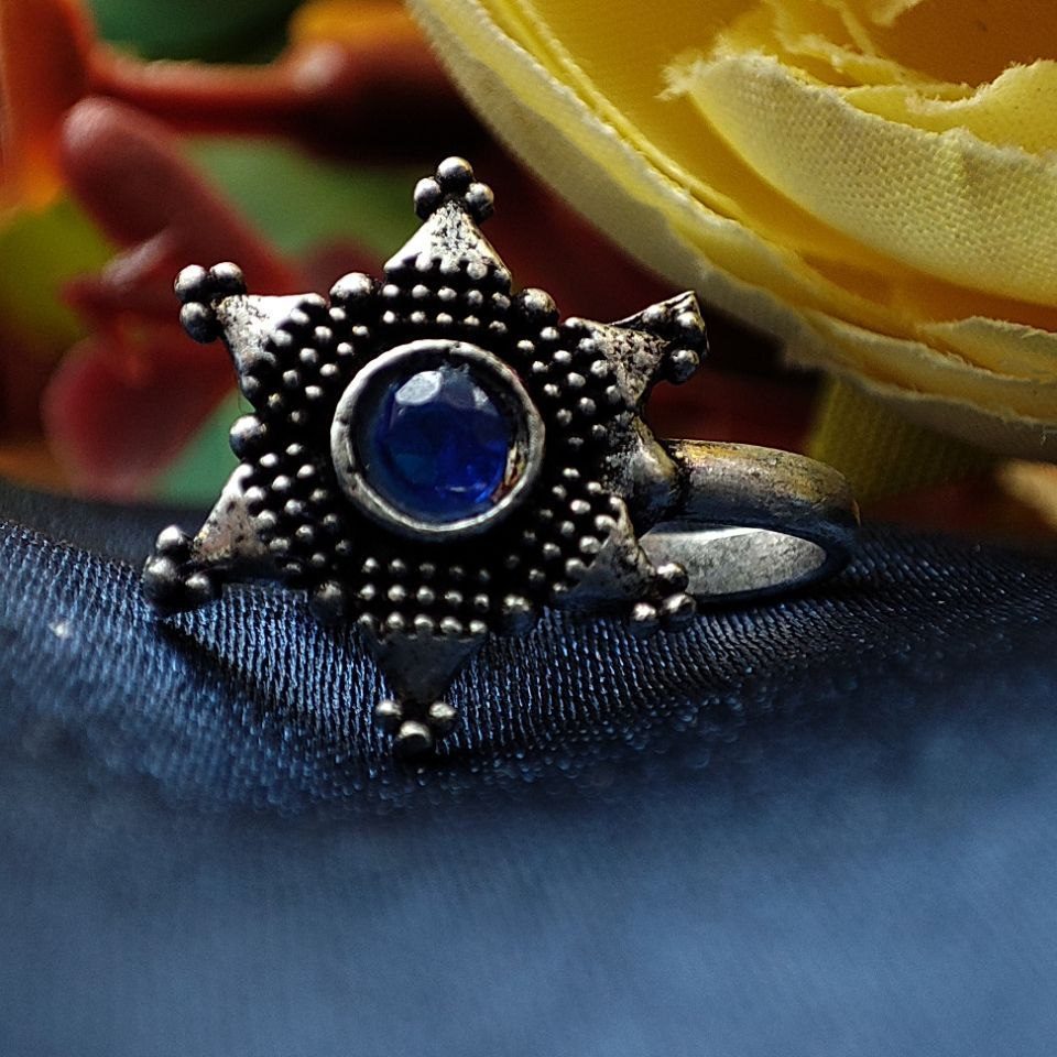 Oxidised Star Shape Stone Nosepin For Girls - Image 3