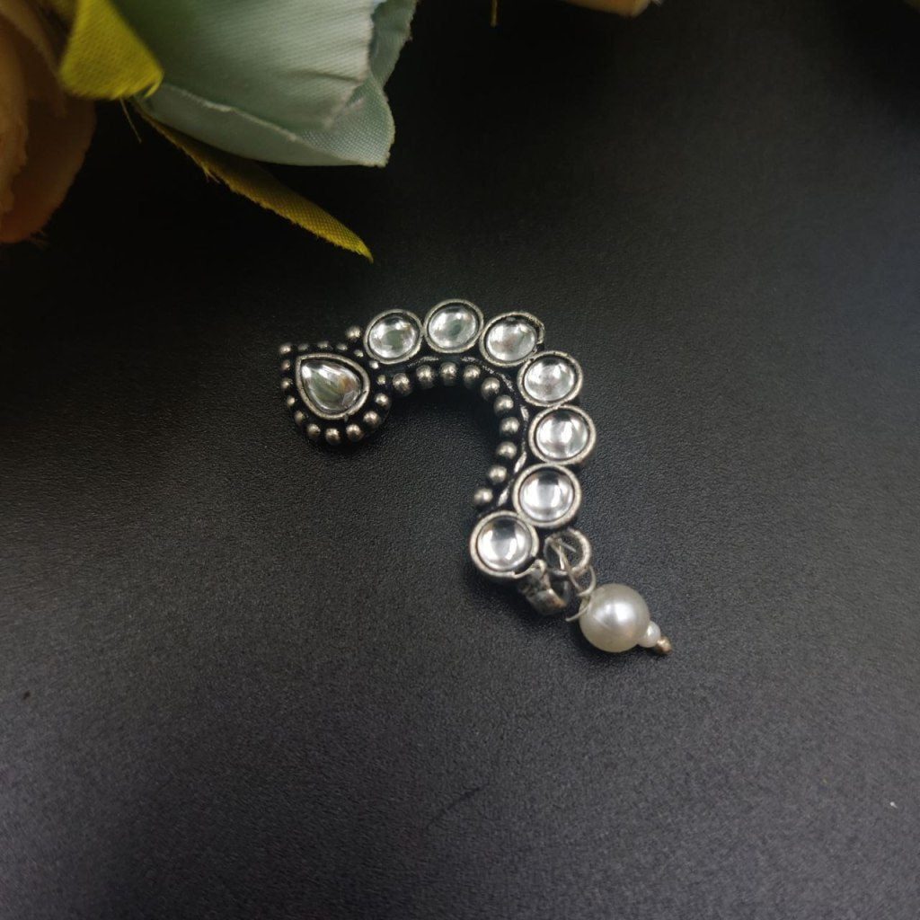 Traditional Oxidised Silver Plated Marathi Nath Press Nosepin - Image 10