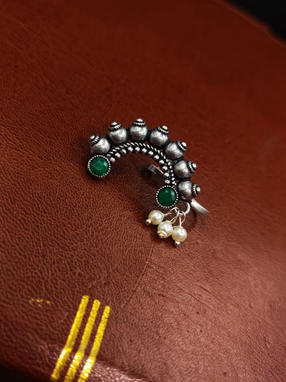 Oxidised Marathi Nath - Affordable Silver Plated Press Nosepin - Image 5