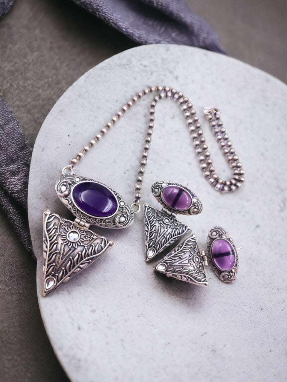 Antique Silver Look Necklace Tringle Pendant Best Matching Earrings For Girls - Image 5