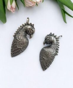Alternative view of Parrot Earcuff | Silver Replica Earrings | Unique Ear cuff Style Jewelry