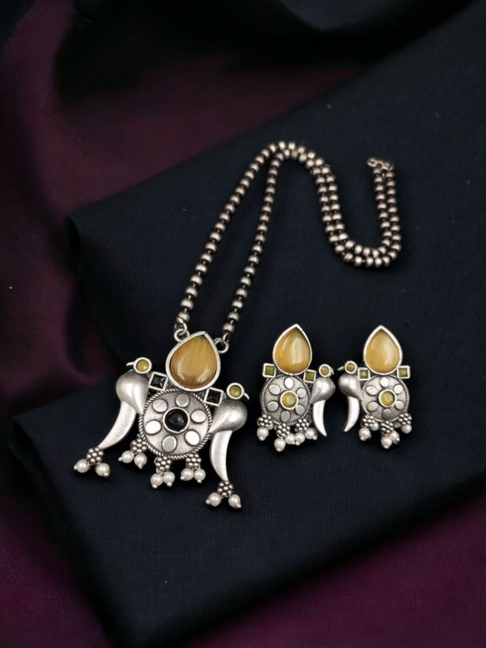 Perfect Brass Necklace with Monalisa Stone and Bird Design, Ethnic Set with Matching Earrings - Image 7
