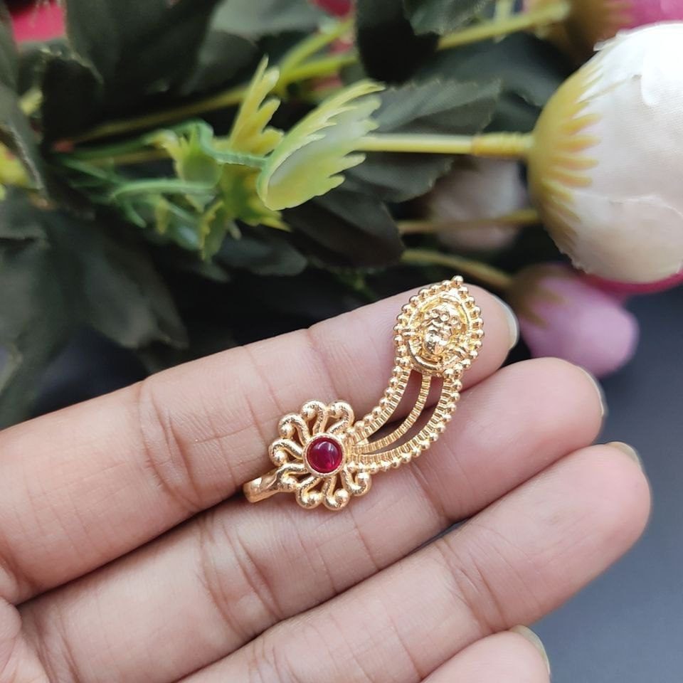Marathi Style Navratri Special Golden Durga Nosepin For Girls - Image 4