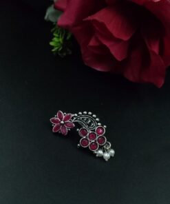 Adorable Oxidised Silver Plated Marathi Nath Press Nosepin