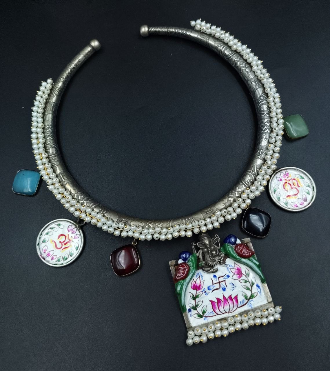 Oxidized Beautiful Ganesha Hasli Necklace | Parrot Design Monalisa Stone & Pearl Work Jewelry - Image 2