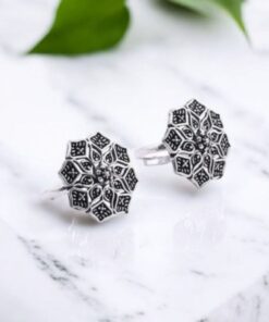 Alternative view of Handmade Oxidized Toe Ring | Unique Vintage Style Design Jewelry