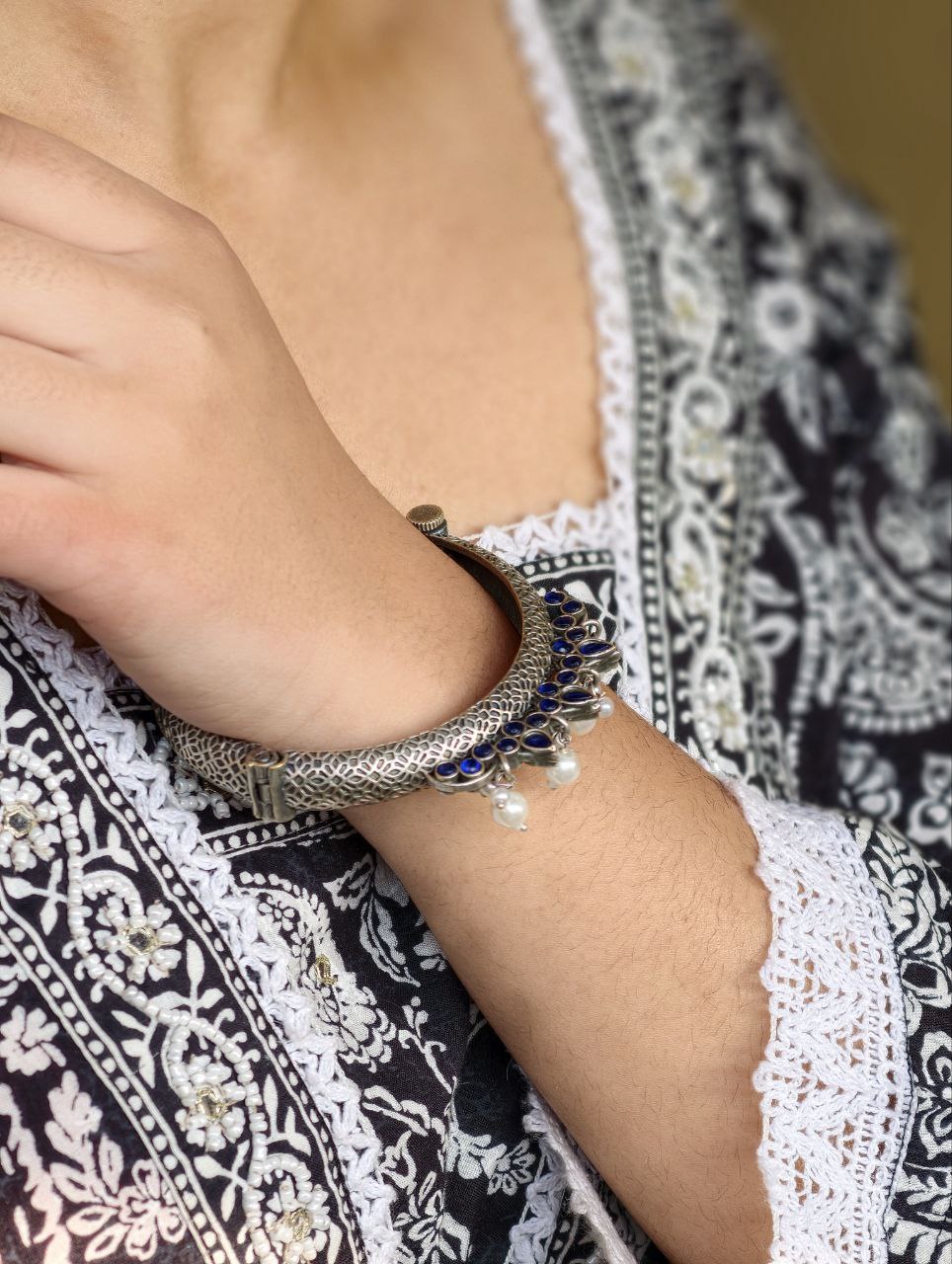 Traditional Silver Look alike Openable Bangle | Stone Pearl & Work Beautiful Kada - Image 6