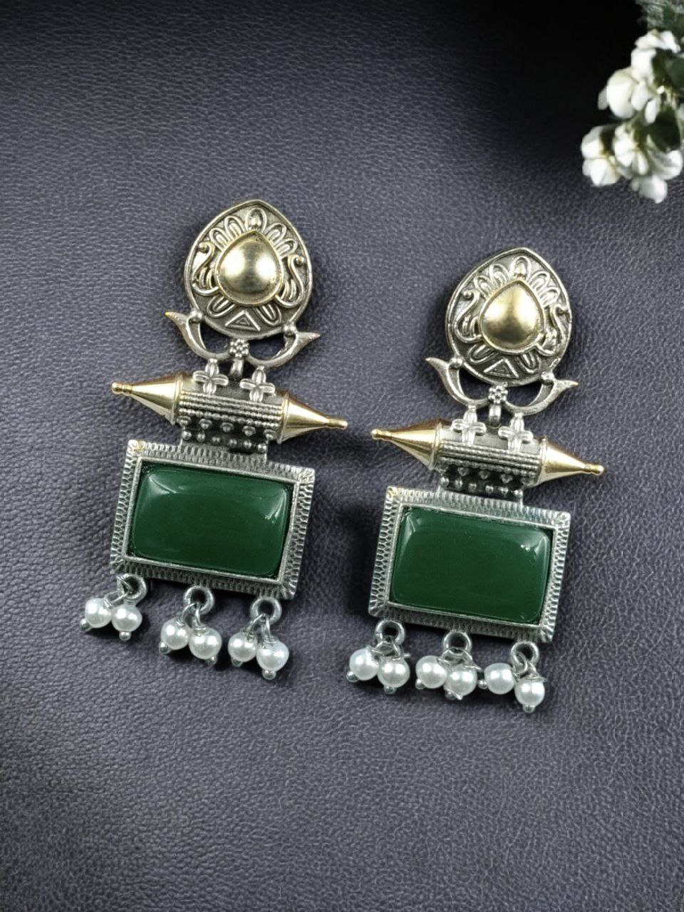 Beautiful Design Two-Tone Stud Earrings | Monalisa Stone with Pearl Detailing - Image 6