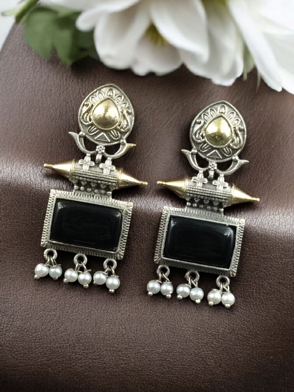 Beautiful Design Two-Tone Stud Earrings | Monalisa Stone with Pearl Detailing - Image 7