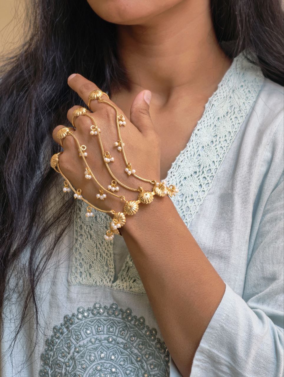 Elegant Gold Plated Flower Kashmiri Hathphool Stunning Traditional Hand Jewelry - Image 2