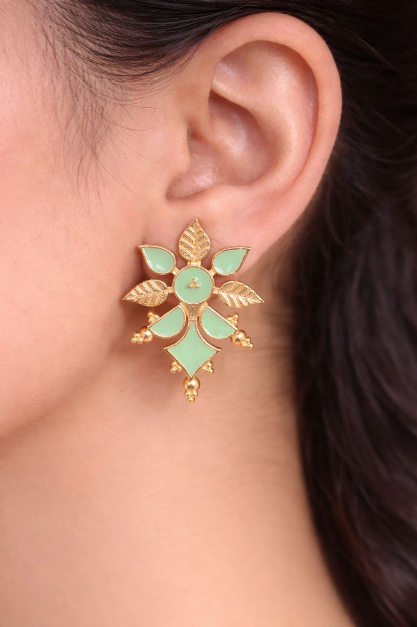 Handmade Floral Earring Leaf Design for Graceful Everyday Wear