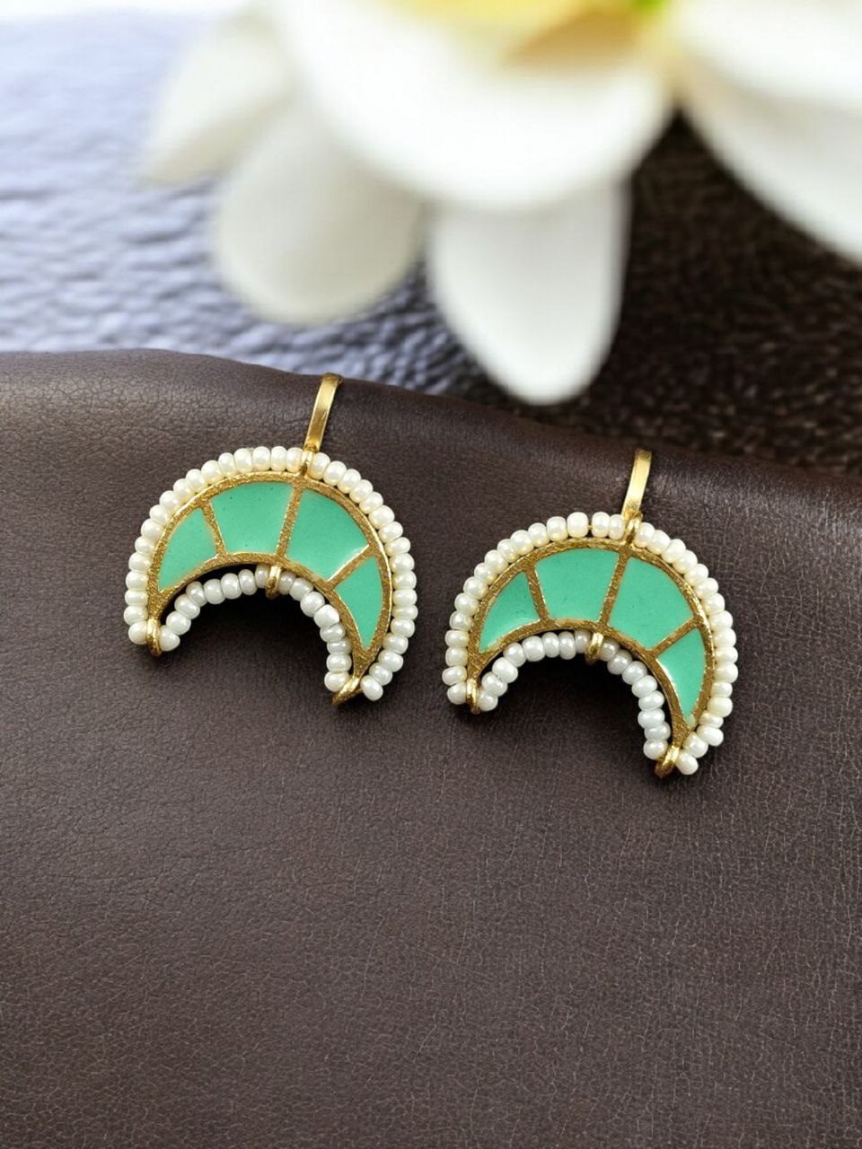 Radiant Golden Moon Bugadi Earrings for Ethnic Elegance - Image 3