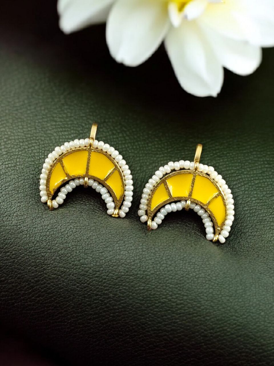 Radiant Golden Moon Bugadi Earrings for Ethnic Elegance - Image 4