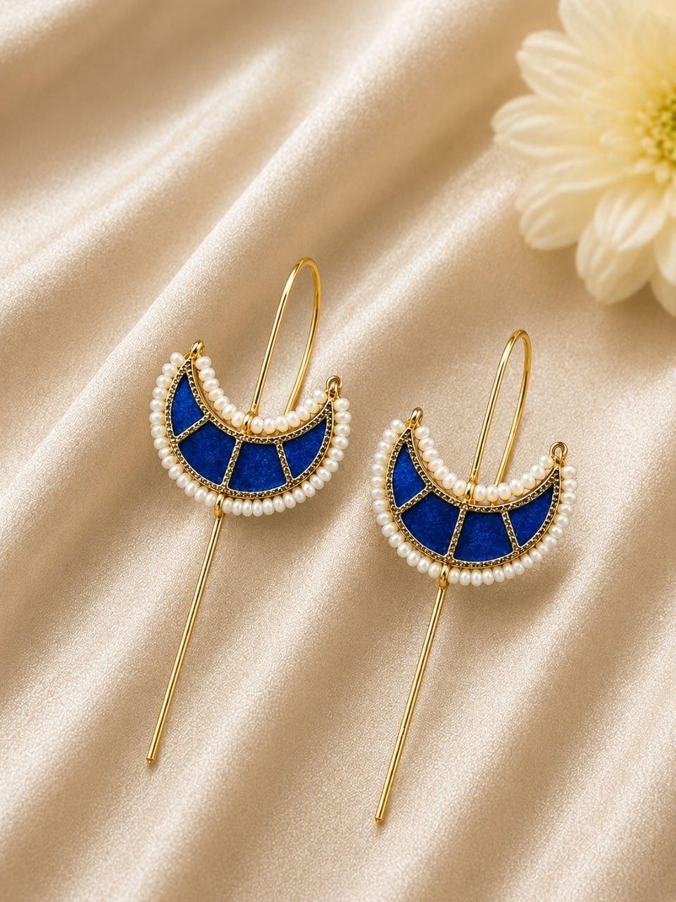 Gold Plated Half Moon Earcuff ? Elegant Jewelry for Modern Looks - Image 5