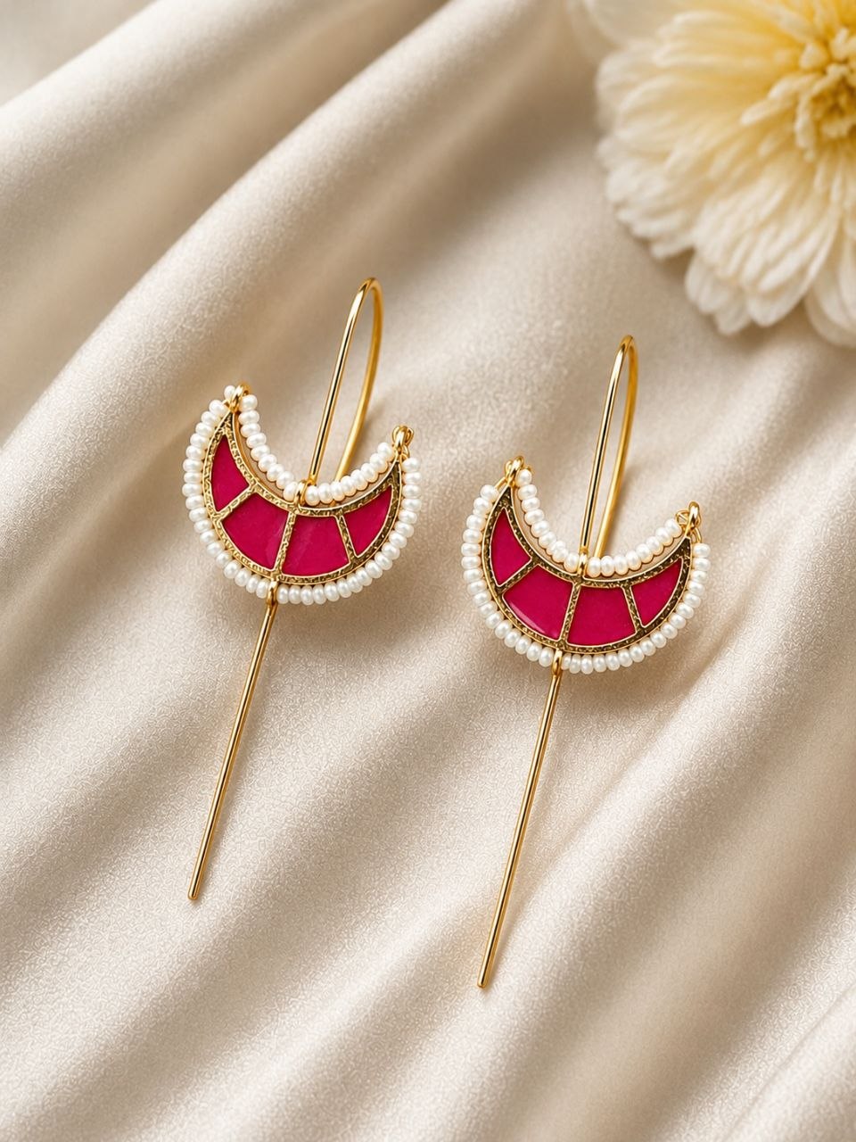 Gold Plated Half Moon Earcuff ? Elegant Jewelry for Modern Looks - Image 9