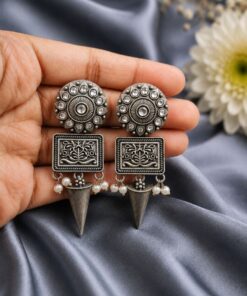 Alternative view of Floral Dangler Earring Gorgeous Premium Jewelry for Stylish Party Wear