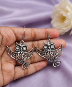 Owl Hook Earring Elegant Design for LightWeight Jewelry - Image 3