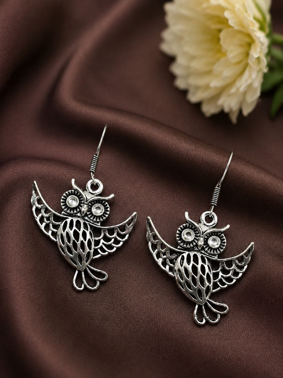Owl Hook Earring Elegant Design for LightWeight Jewelry - Image 2