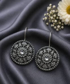 Silver Flower Earring Elegant Oxidized Design for Party Wear - Image 2