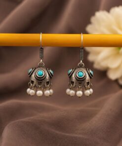 Alternative view of Unique Jhumki Earring Ethnic Look for Minimalist Design