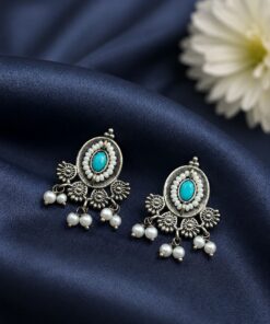 Beautiful Floral Stud Earring Elegant Oxidized Earrings for Minimalist Jewelry - Image 3