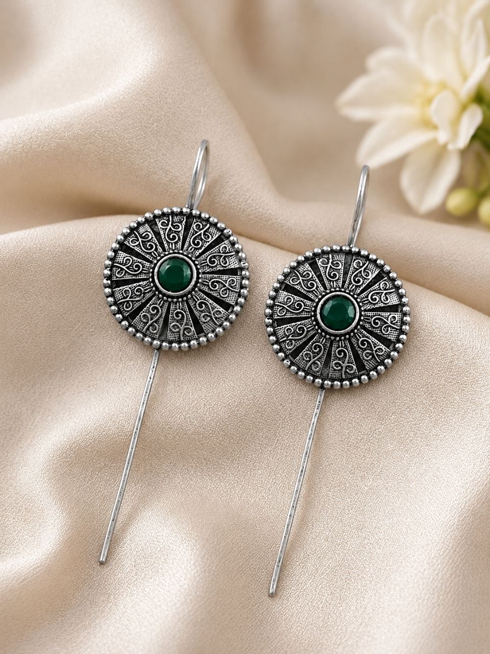 Ethnic Silver Earcuff Traditional Oxidized Silver Ear Cuff for Party Wear - Image 3