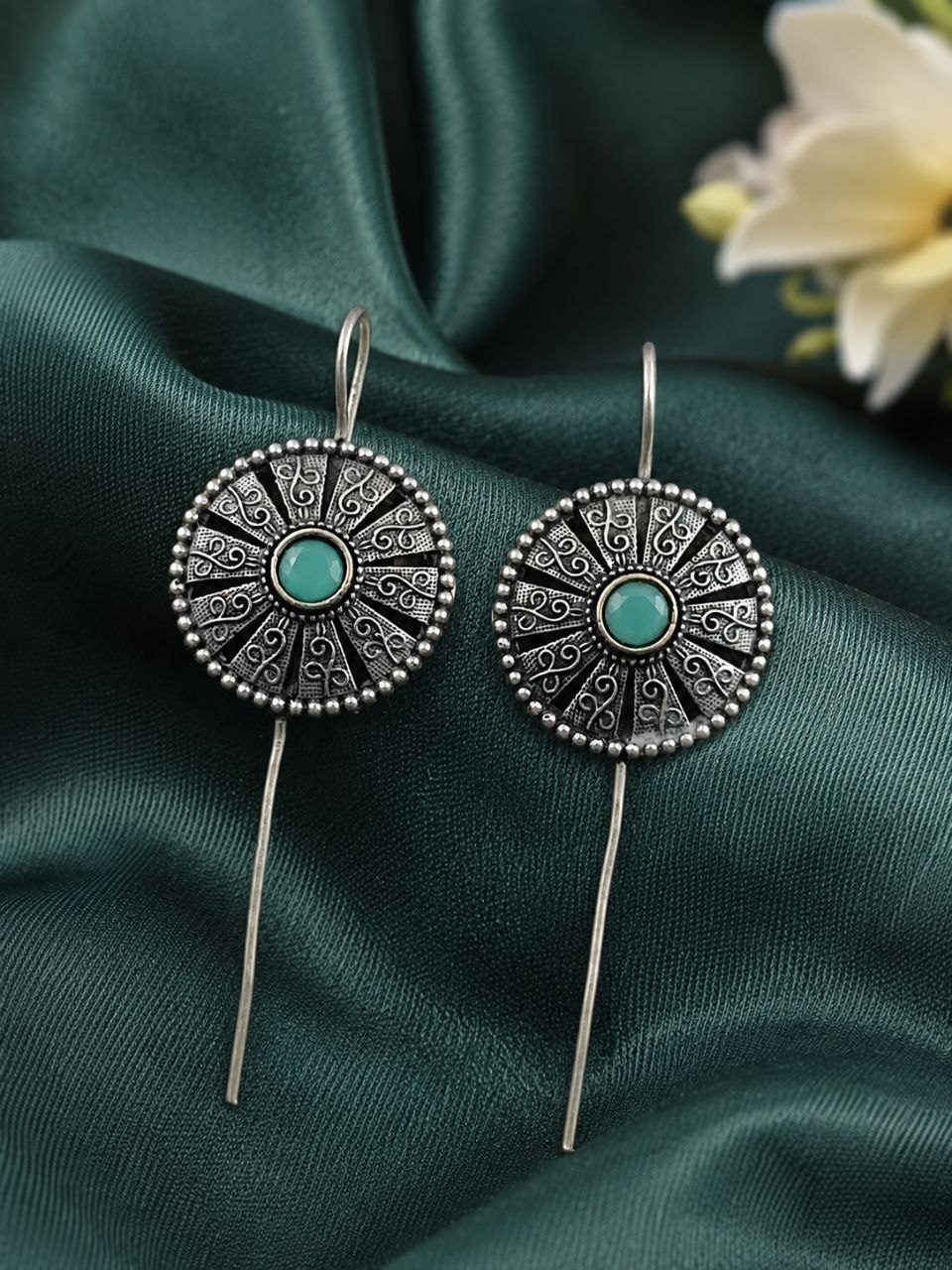 Ethnic Silver Earcuff Traditional Oxidized Silver Ear Cuff for Party Wear - Image 2