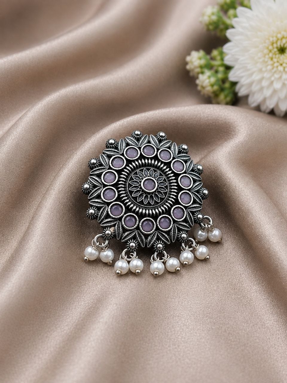 Vintage Stylish Ring Elegant Adjustable Antique Ring for Traditional Wear - Image 6