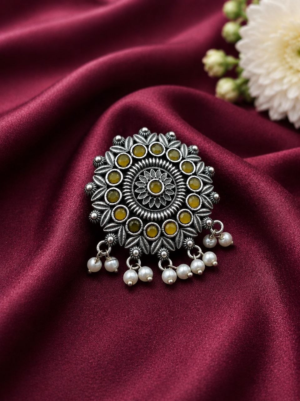 Vintage Stylish Ring Elegant Adjustable Antique Ring for Traditional Wear - Image 4