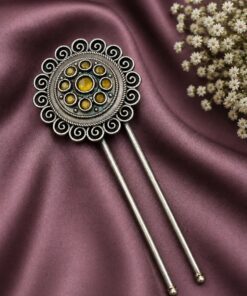 Elegant Flower Hair Accessories ? Gorgeous Floral Styling for Beautiful Traditional Looks - Image 10
