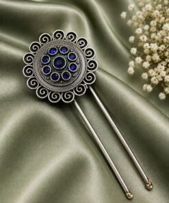 Elegant Flower Hair Accessories ? Gorgeous Floral Styling for Beautiful Traditional Looks - Image 7