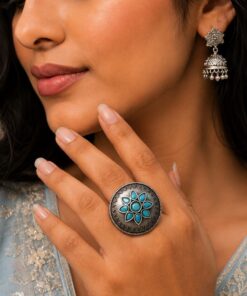 Vintage Silver Ring for Elegant Timeless Traditional Jewelry
