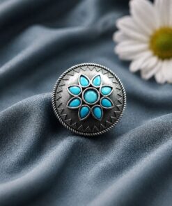 Vintage Silver Ring for Elegant Timeless Traditional Jewelry - Image 8