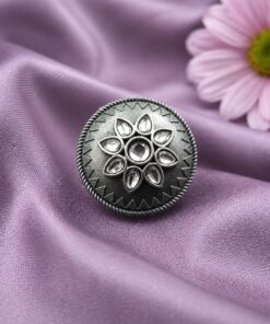 Vintage Silver Ring for Elegant Timeless Traditional Jewelry - Image 11