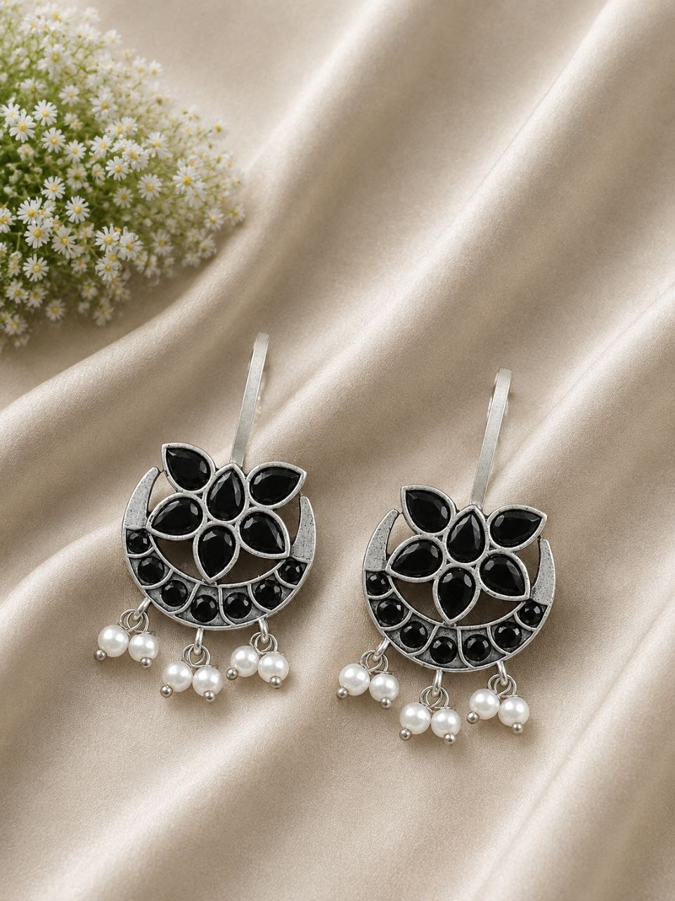 Exquisite Floral Half Moon Bugadi for Gorgeous Traditional Wear - Image 3