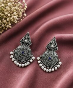 Elegant Silver Earring for Stunning Timeless Traditional and Modern Styling - Image 4