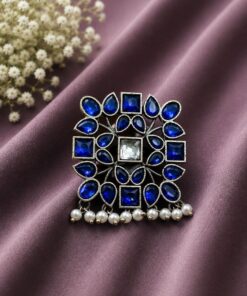 Dazzling Geometric Stylish Ring for Elegant Modern and Fashionable Looks - Image 4