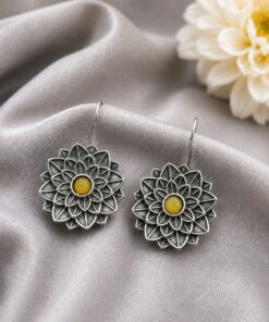 Gorgeous Flower Hook Earring for Elegant and Charming Everyday Style - Image 5