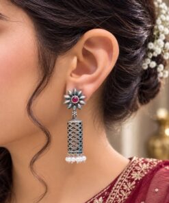 Beautiful Geometric Earring ? Modern Design for Elegant and Party Looks