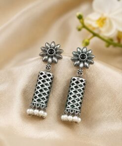 Beautiful Geometric Earring ? Modern Design for Elegant and Party Looks - Image 10