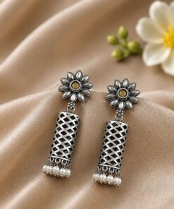 Beautiful Geometric Earring ? Modern Design for Elegant and Party Looks - Image 8
