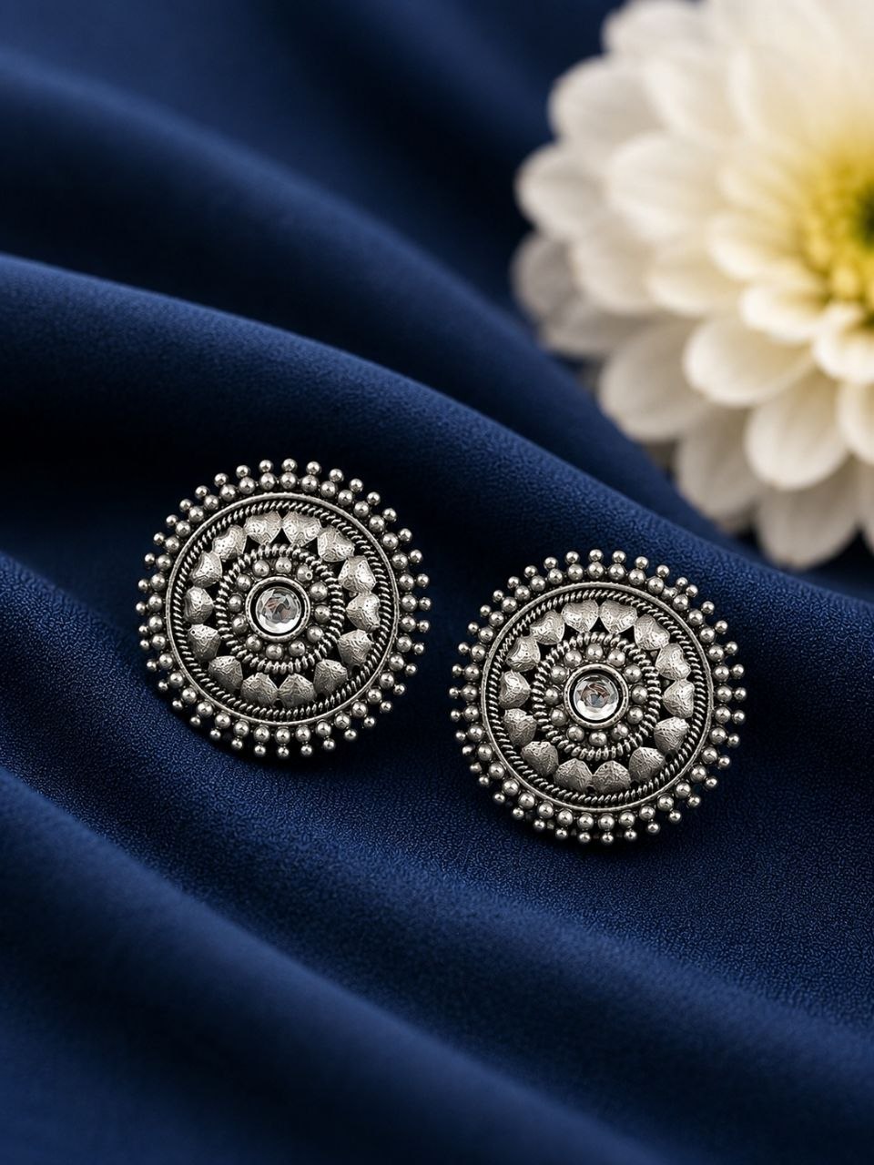 Elegant Floral Stud Earring ? Gorgeous Premium Jewelry for Timeless Beauty - Image 8
