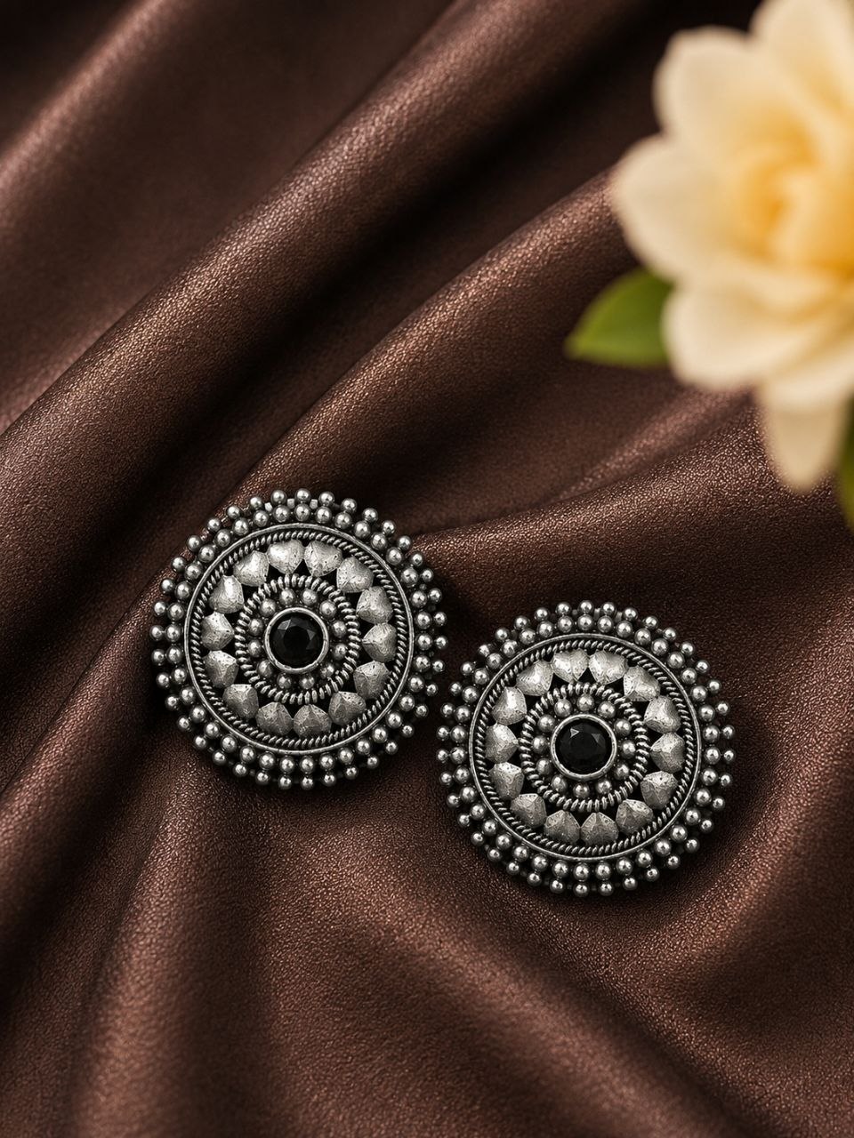Elegant Floral Stud Earring ? Gorgeous Premium Jewelry for Timeless Beauty - Image 5