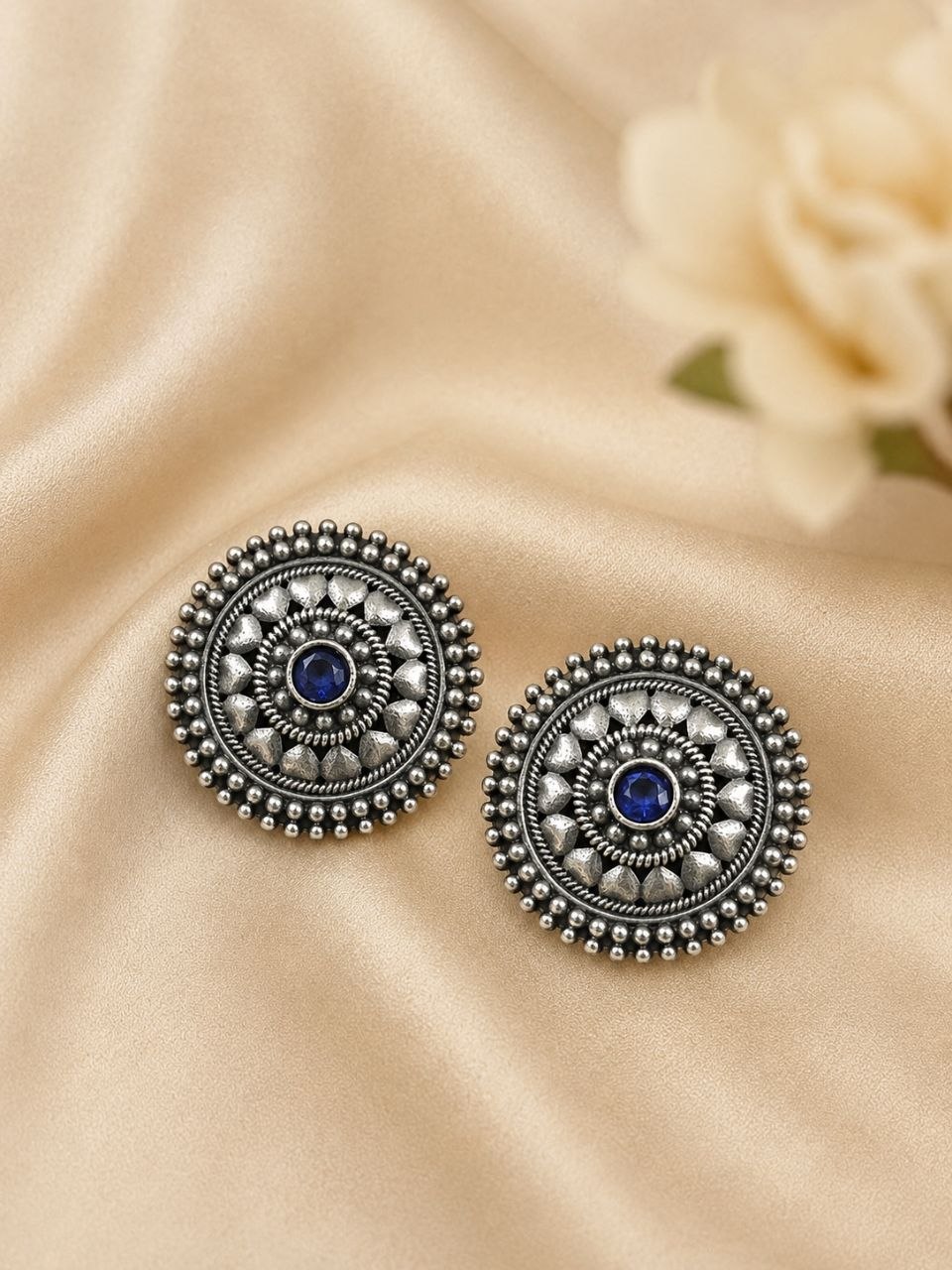 Elegant Floral Stud Earring ? Gorgeous Premium Jewelry for Timeless Beauty - Image 2