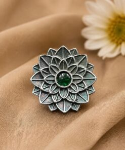 Vintage Flower Ring ? Gorgeous Elegant Statement Jewelry for Women
